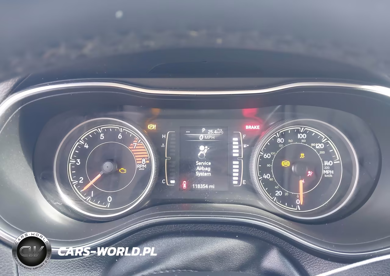 2019 Jeep Cherokee Latitude 4X4 VIN:1C4PJMCX5KD158857 - 7