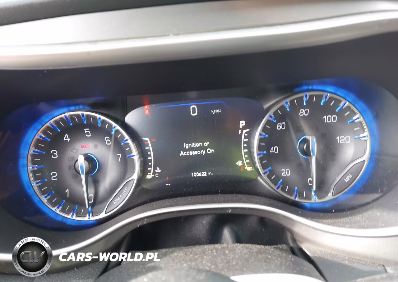 2022 Chrysler Pacifica Touring L VIN:2C4RC1BG1NR167415 - 7