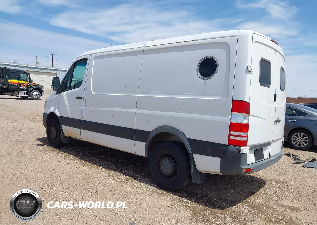 2016 Mercedes-Benz Sprinter 2500 Normal Roof VIN:WD3PE7DD2GP310958 - 3