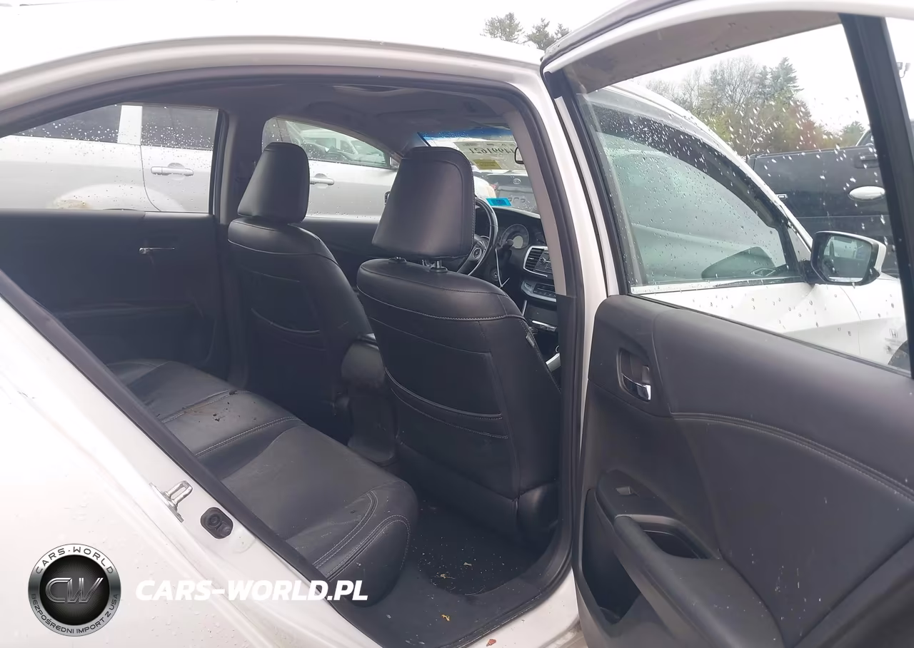 2015 Honda Accord Sport VIN:1HGCR2F52FA051358 - 8