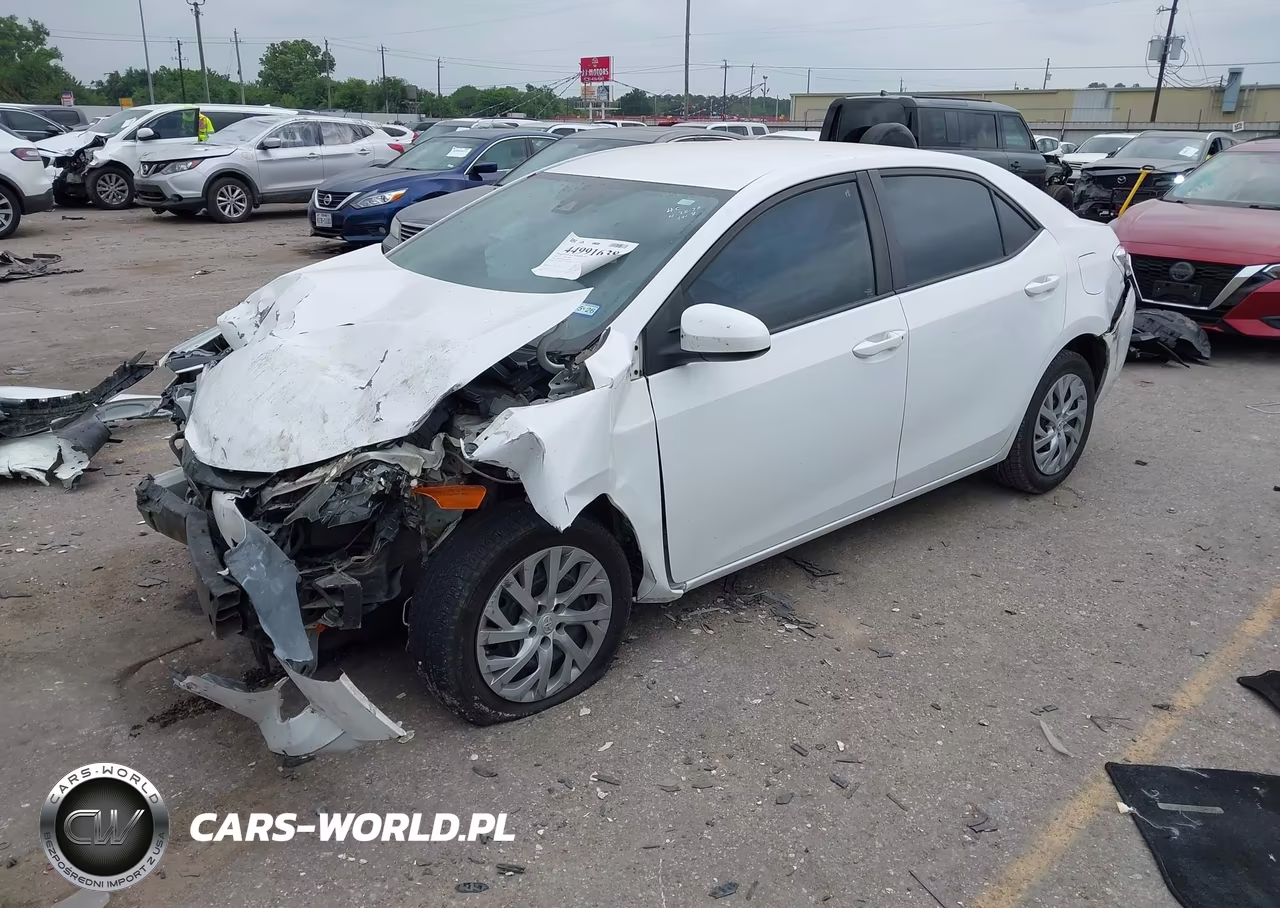 2017 Toyota Corolla Le VIN:5YFBURHE7HP702674 - 2