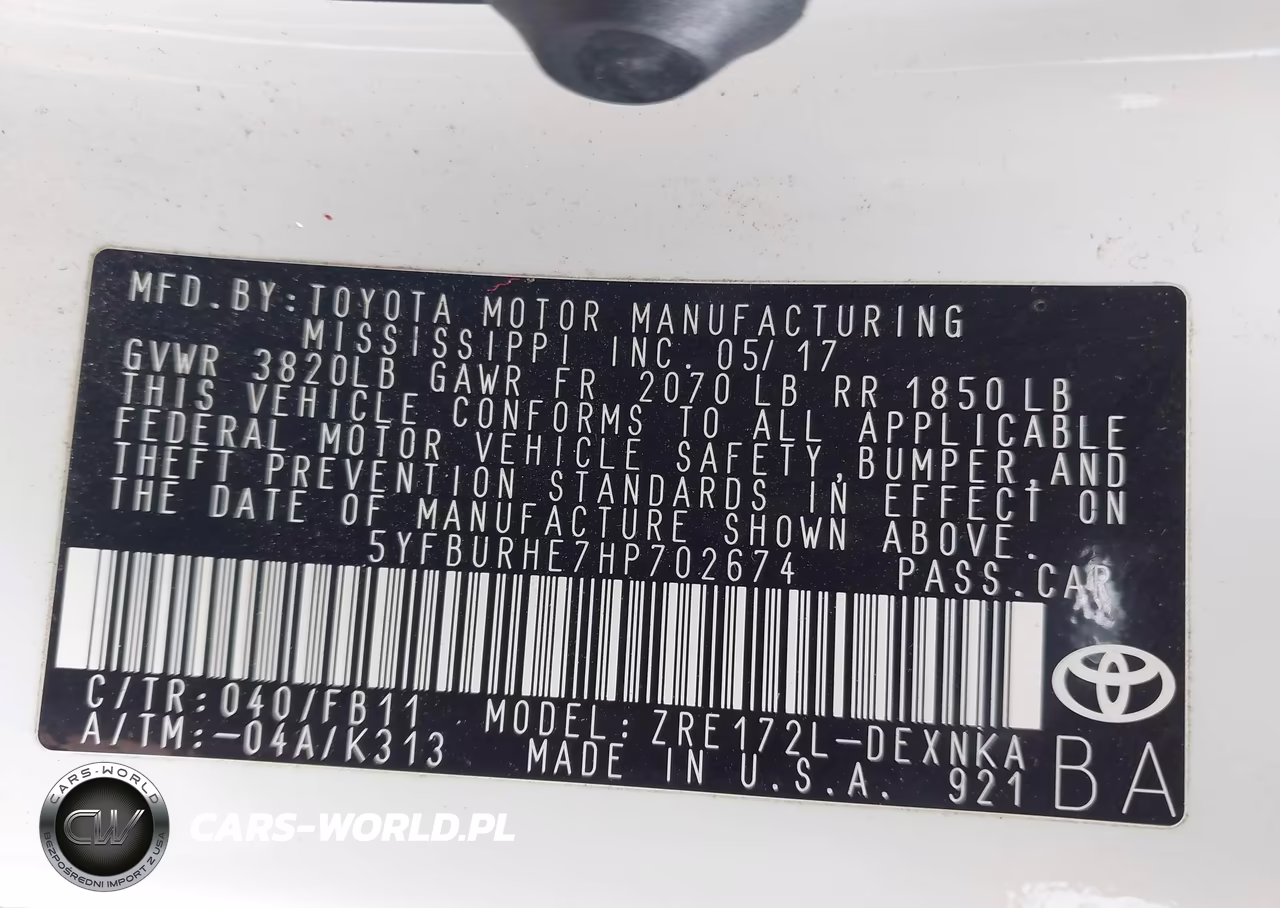 2017 Toyota Corolla Le VIN:5YFBURHE7HP702674 - 9