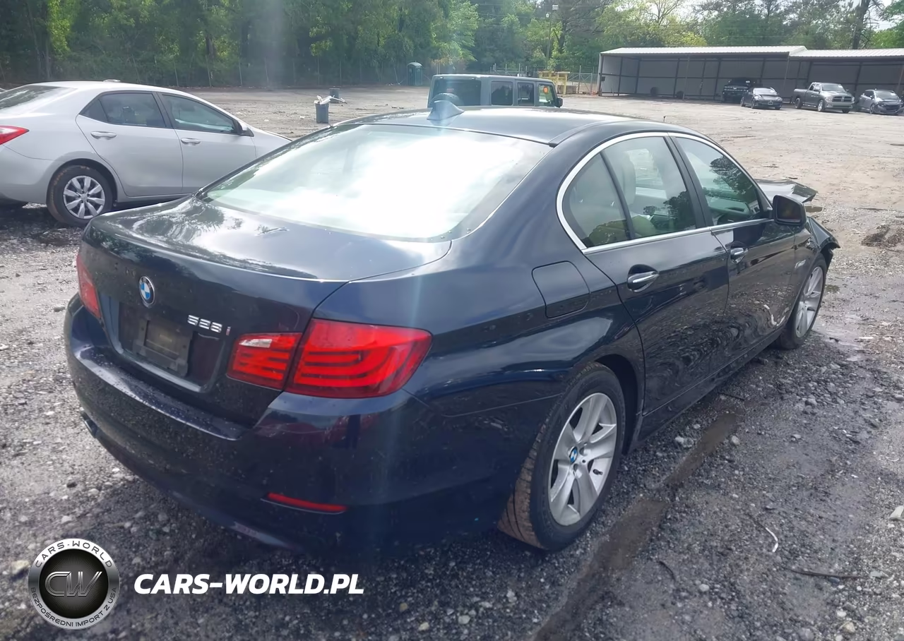 2013 BMW 528I VIN:WBAXG5C57DD229186 - 4