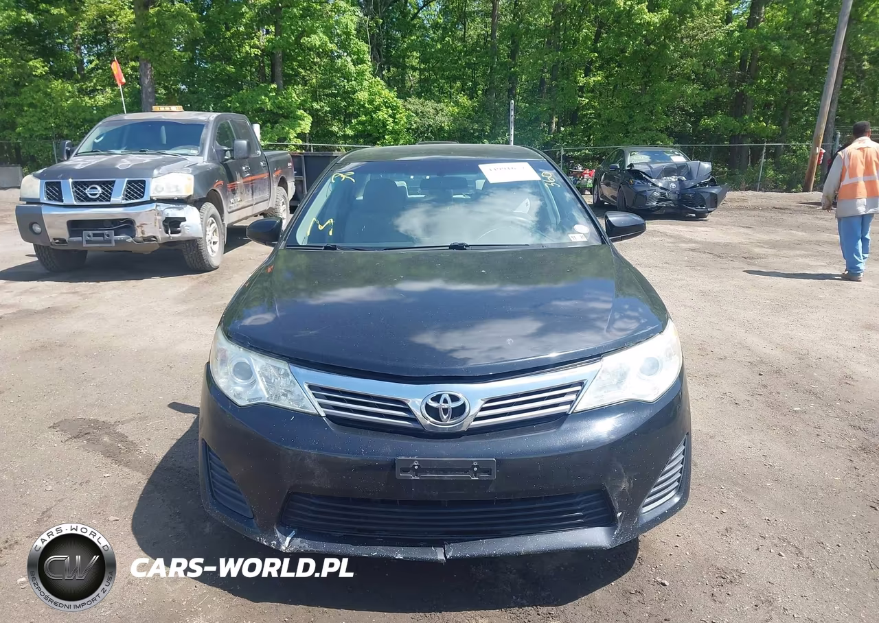 2014 Toyota Camry L VIN:4T1BF1FK6EU805647 - 11