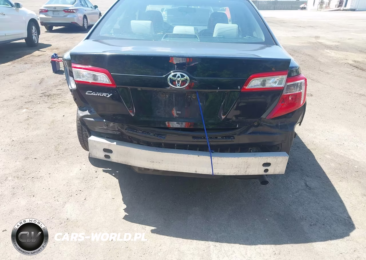2014 Toyota Camry L VIN:4T1BF1FK6EU805647 - 6