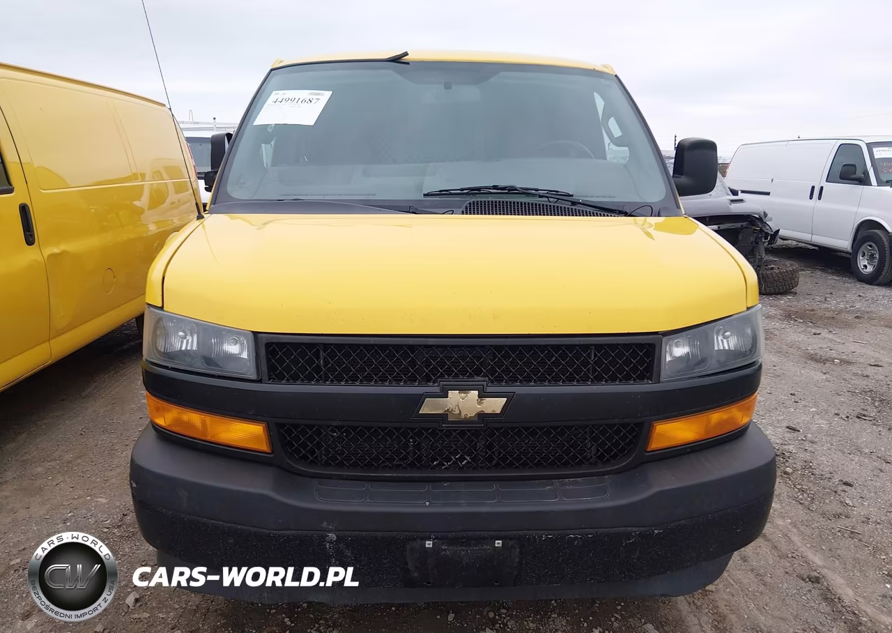 2018 Chevrolet Express 2500 Work Van VIN:1GCWGAFG9J1316461 - 12