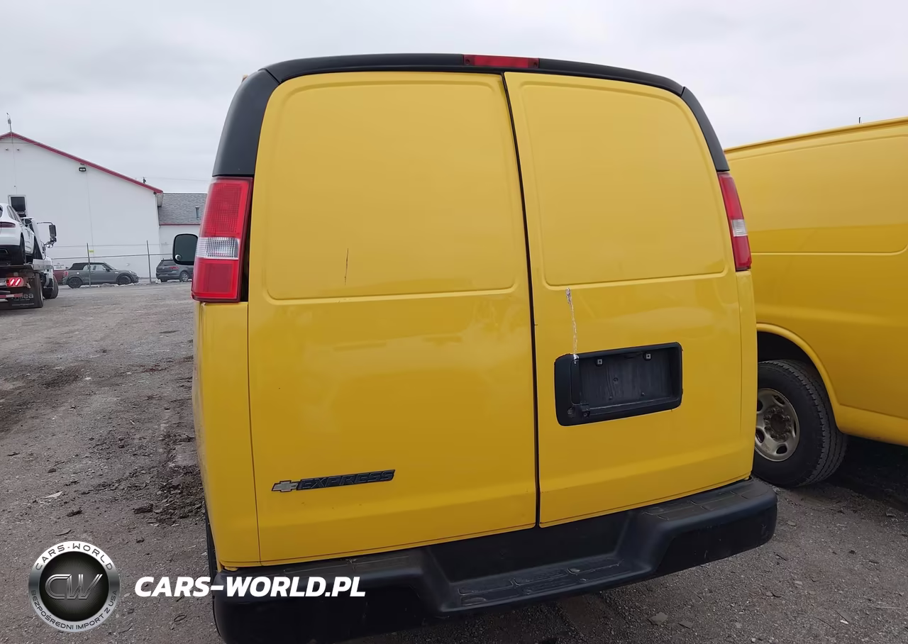 2018 Chevrolet Express 2500 Work Van VIN:1GCWGAFG9J1316461 - 16