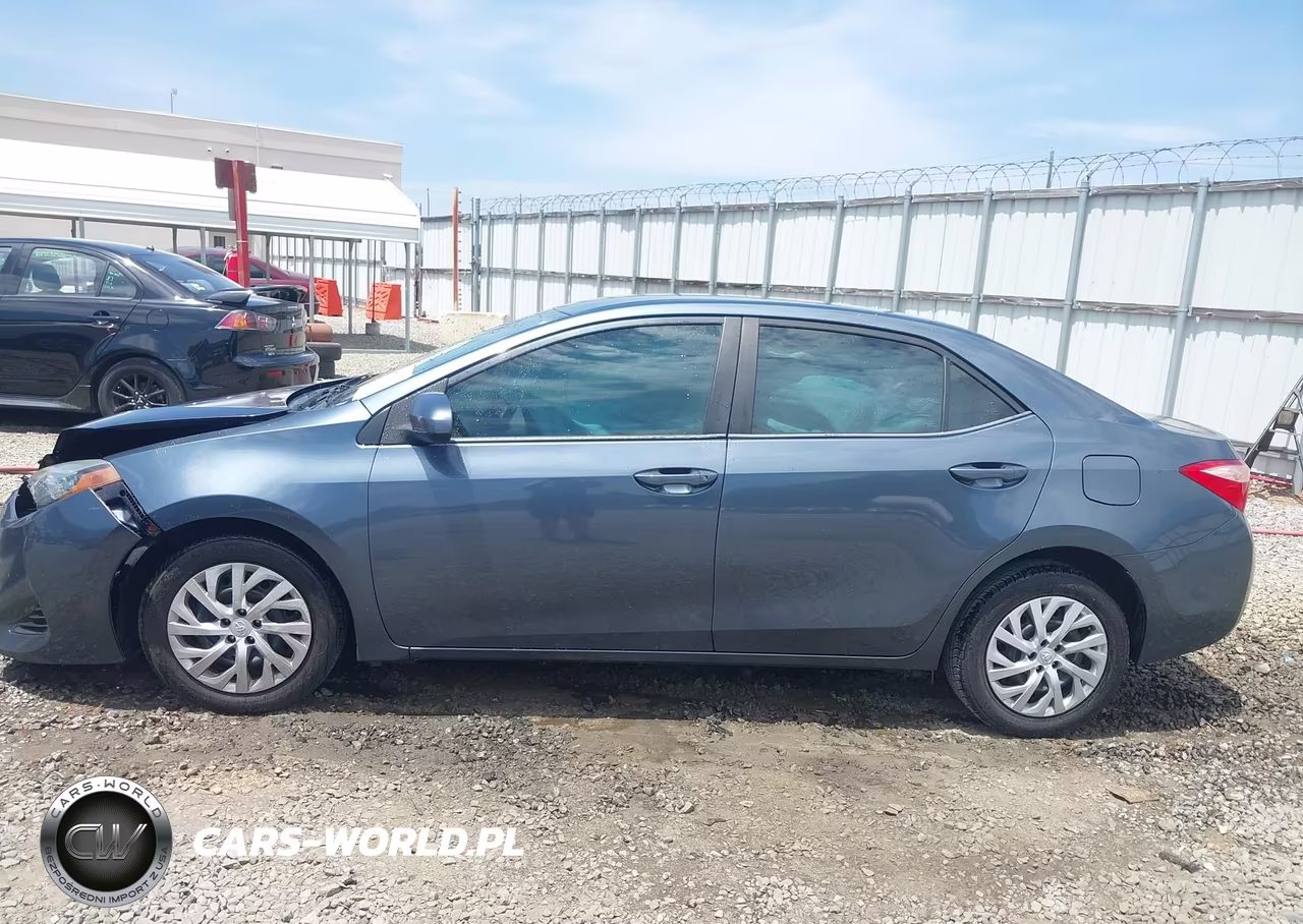 2019 Toyota Corolla Le VIN:2T1BURHEXKC236486 - 15