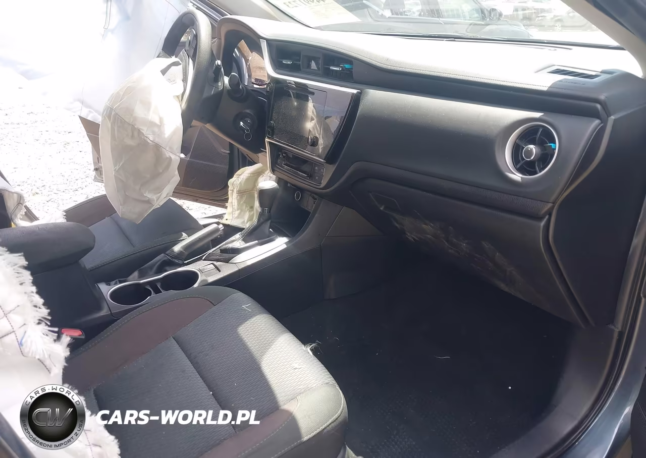 2019 Toyota Corolla Le VIN:2T1BURHEXKC236486 - 5