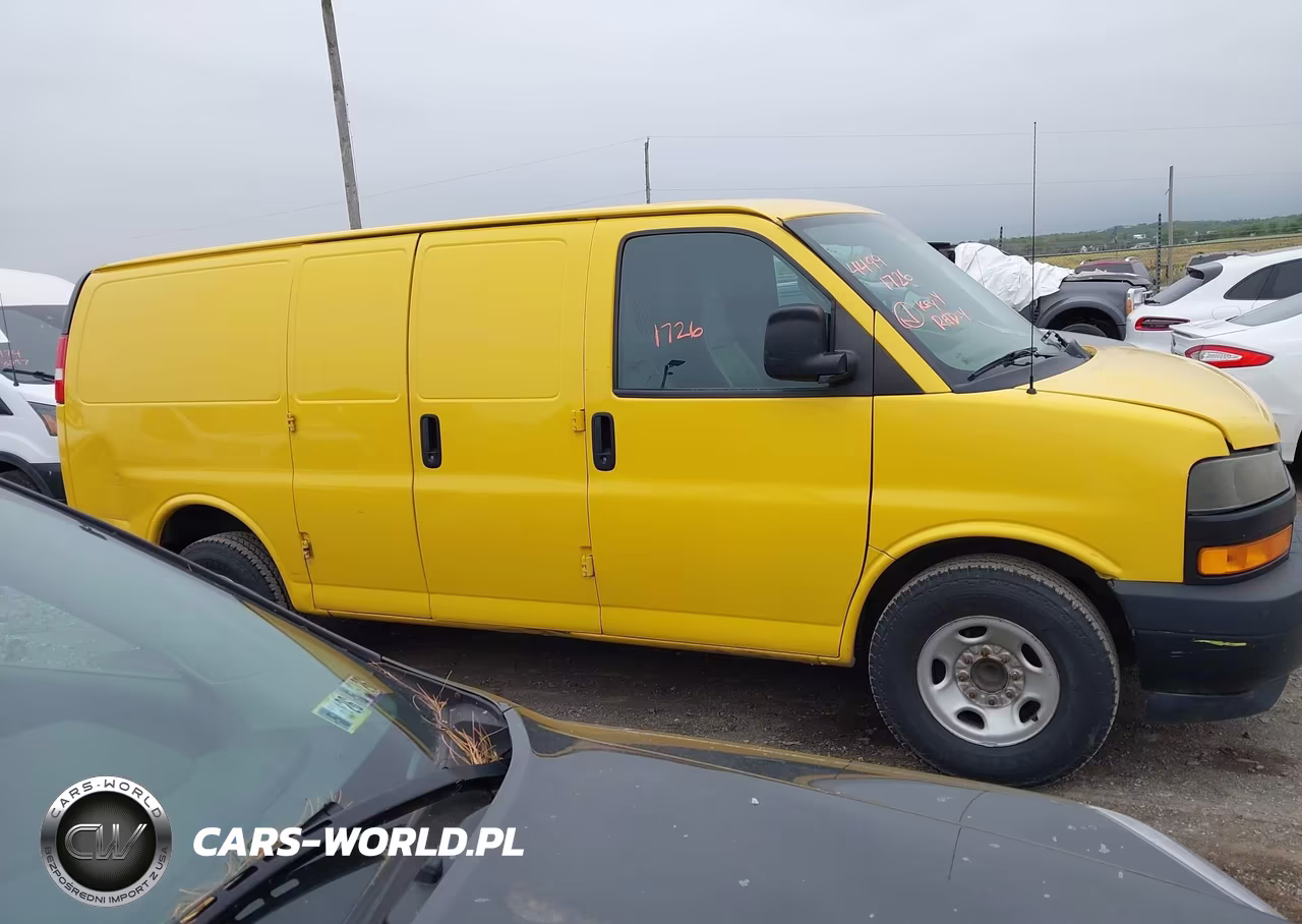 2018 Chevrolet Express 2500 Work Van VIN:1GCWGAFG4J1322118 - 14