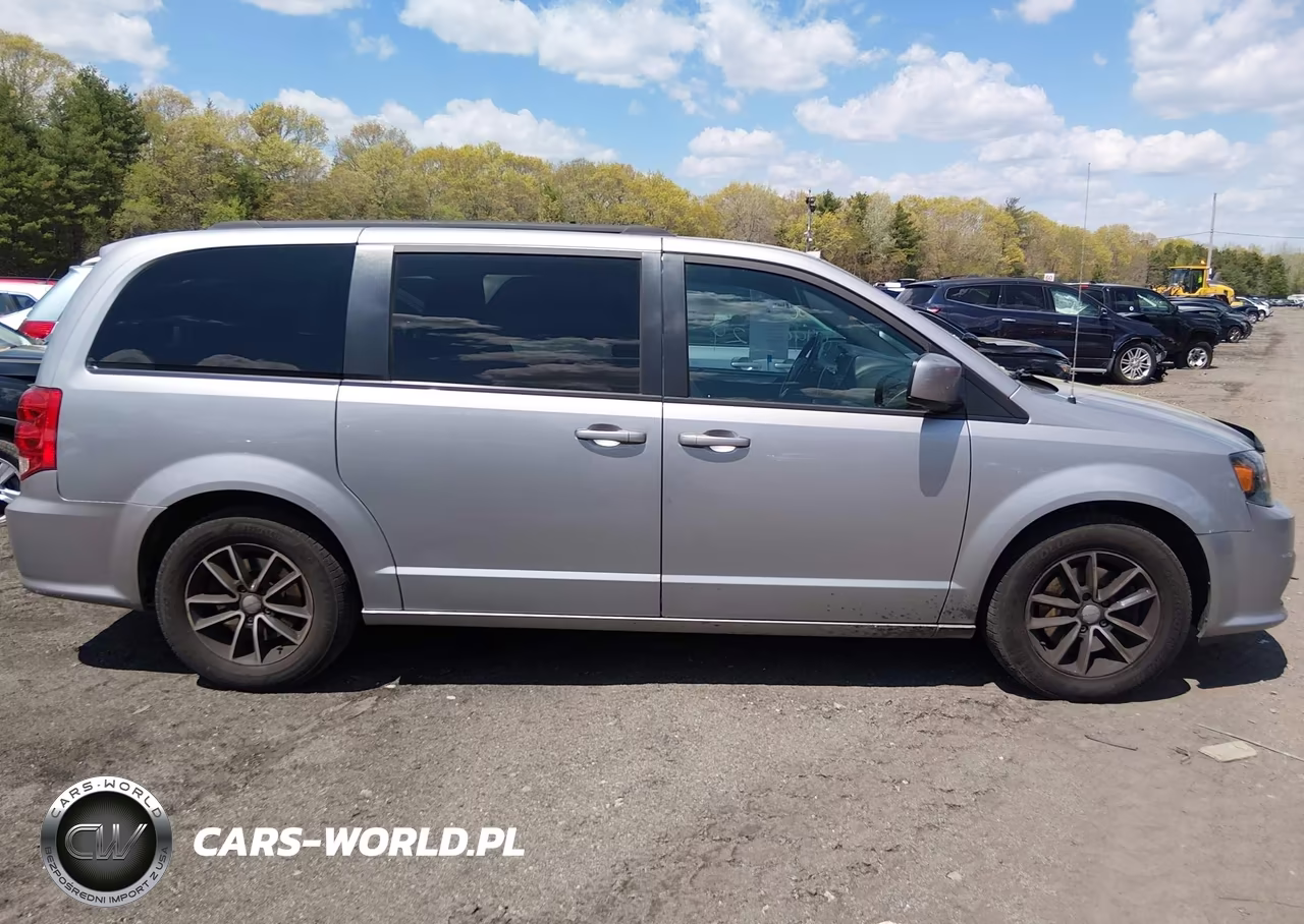 2018 Dodge Grand Caravan Gt VIN:2C4RDGEGXJR202443 - 13