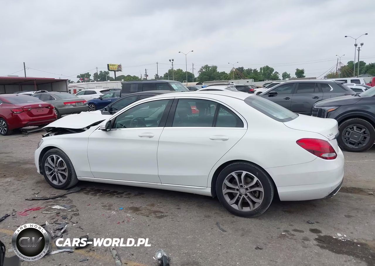 2015 Mercedes-Benz C 300 VIN:55SWF4JB1FU093040 - 14