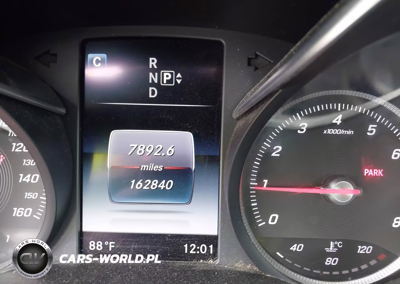 2015 Mercedes-Benz C 300 VIN:55SWF4JB1FU093040 - 15