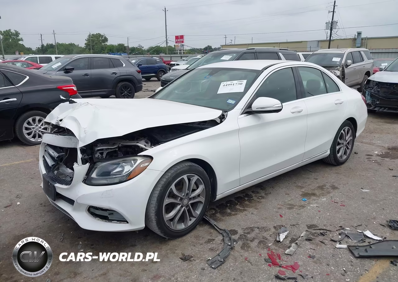 2015 Mercedes-Benz C 300 VIN:55SWF4JB1FU093040 - 2