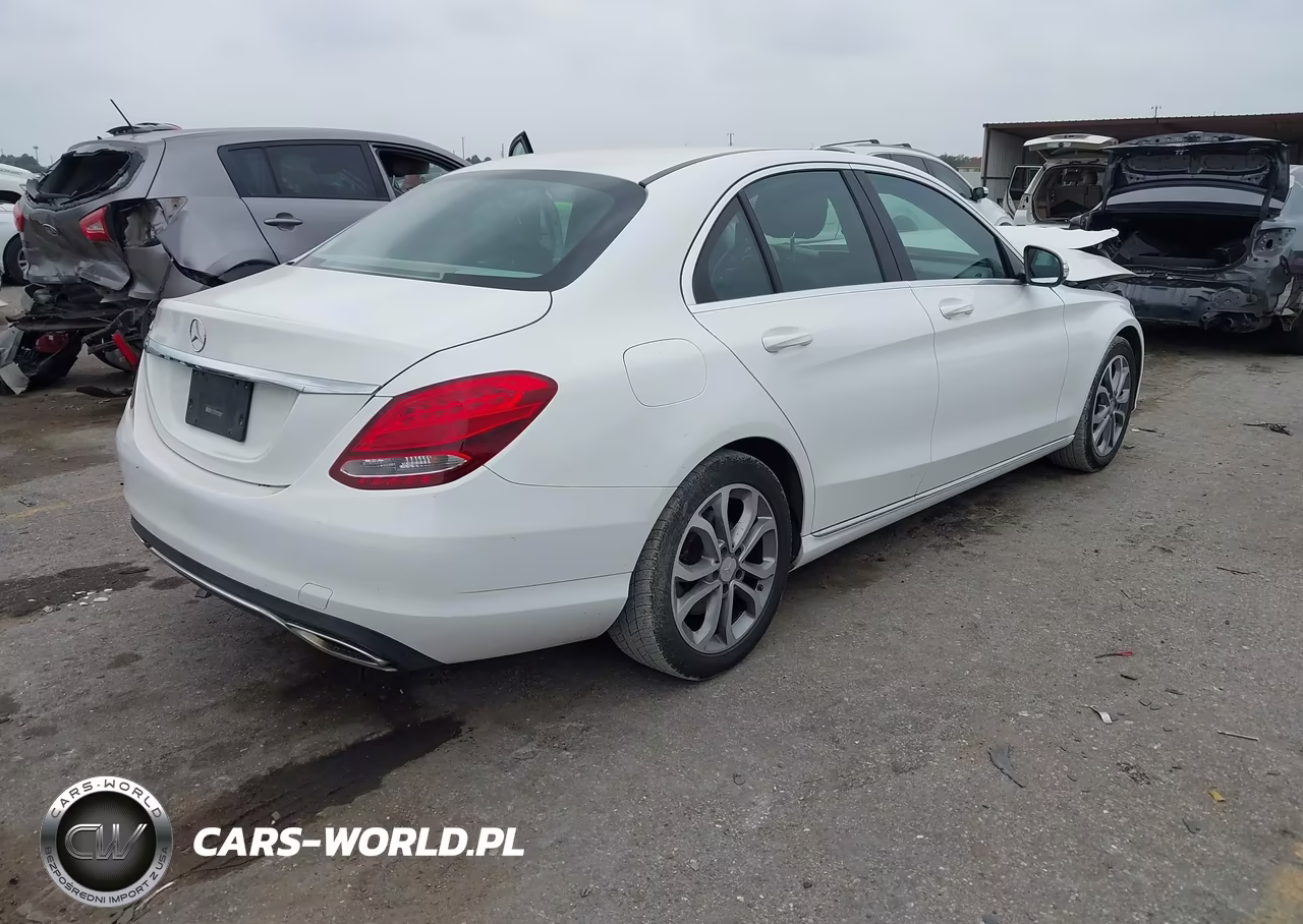 2015 Mercedes-Benz C 300 VIN:55SWF4JB1FU093040 - 4
