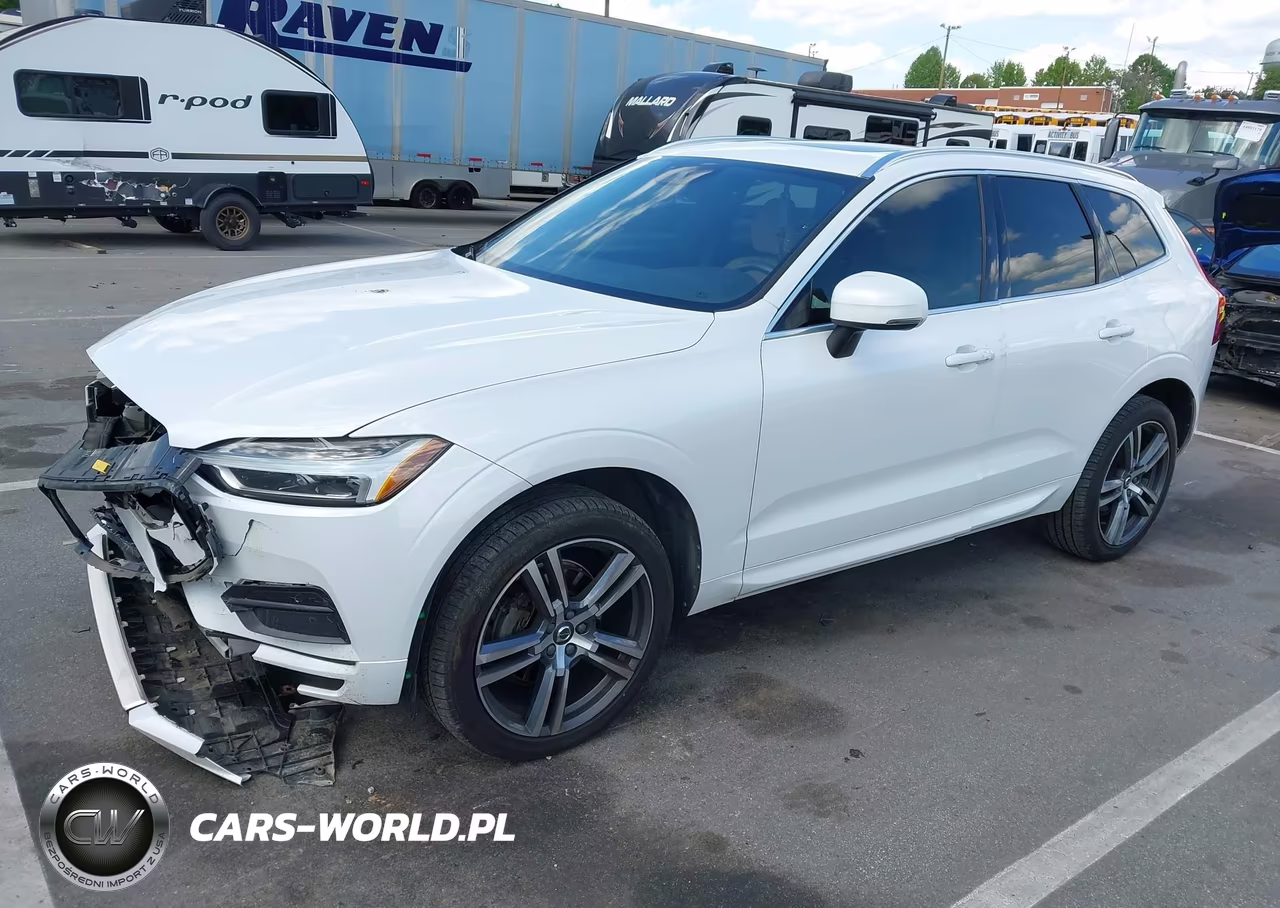 2018 Volvo Xc60 T5 Momentum VIN:YV4102RK1J1065646 - 2