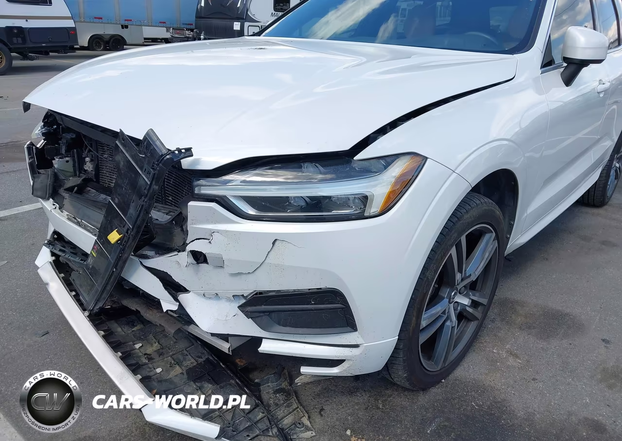 2018 Volvo Xc60 T5 Momentum VIN:YV4102RK1J1065646 - 6