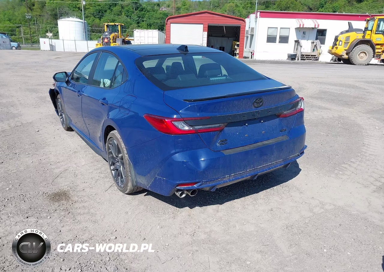 2025 Toyota Camry Xse VIN:4T1DBADK0SU027073 - 3