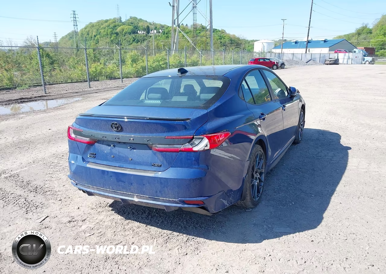 2025 Toyota Camry Xse VIN:4T1DBADK0SU027073 - 4