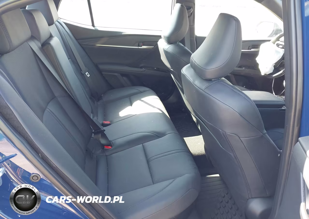 2025 Toyota Camry Xse VIN:4T1DBADK0SU027073 - 8