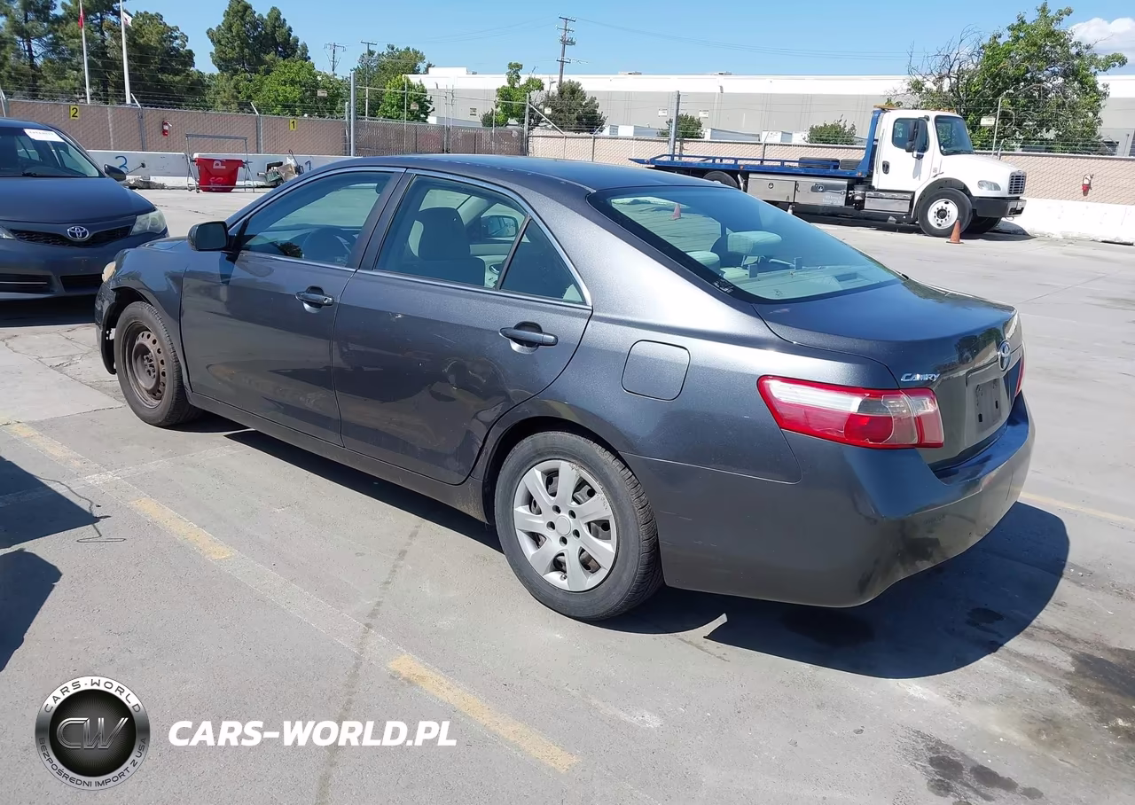 2007 Toyota Camry Le VIN:4T1BE46K57U180276 - 3
