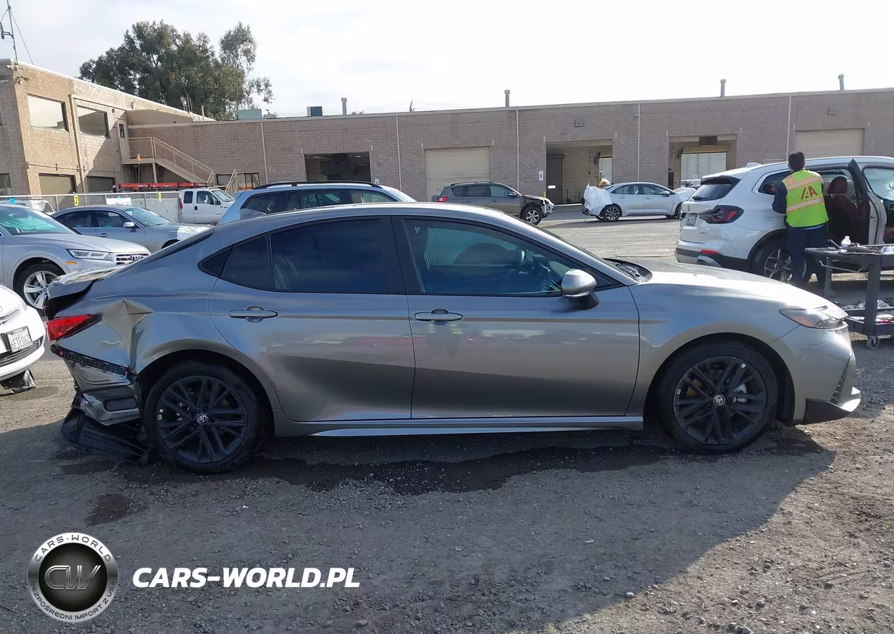 2025 Toyota Camry Se VIN:4T1DAACK3SU642074 - 14