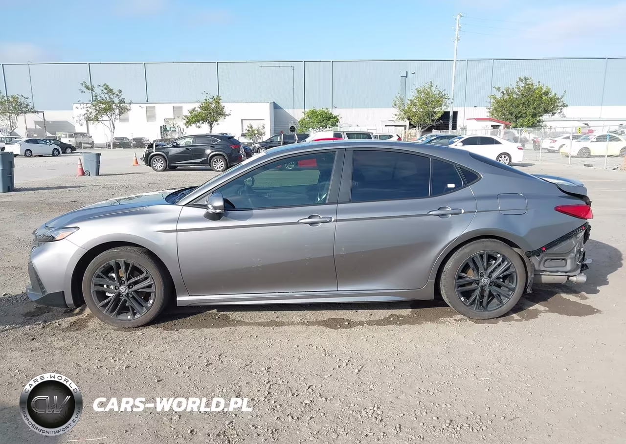 2025 Toyota Camry Se VIN:4T1DAACK3SU642074 - 15
