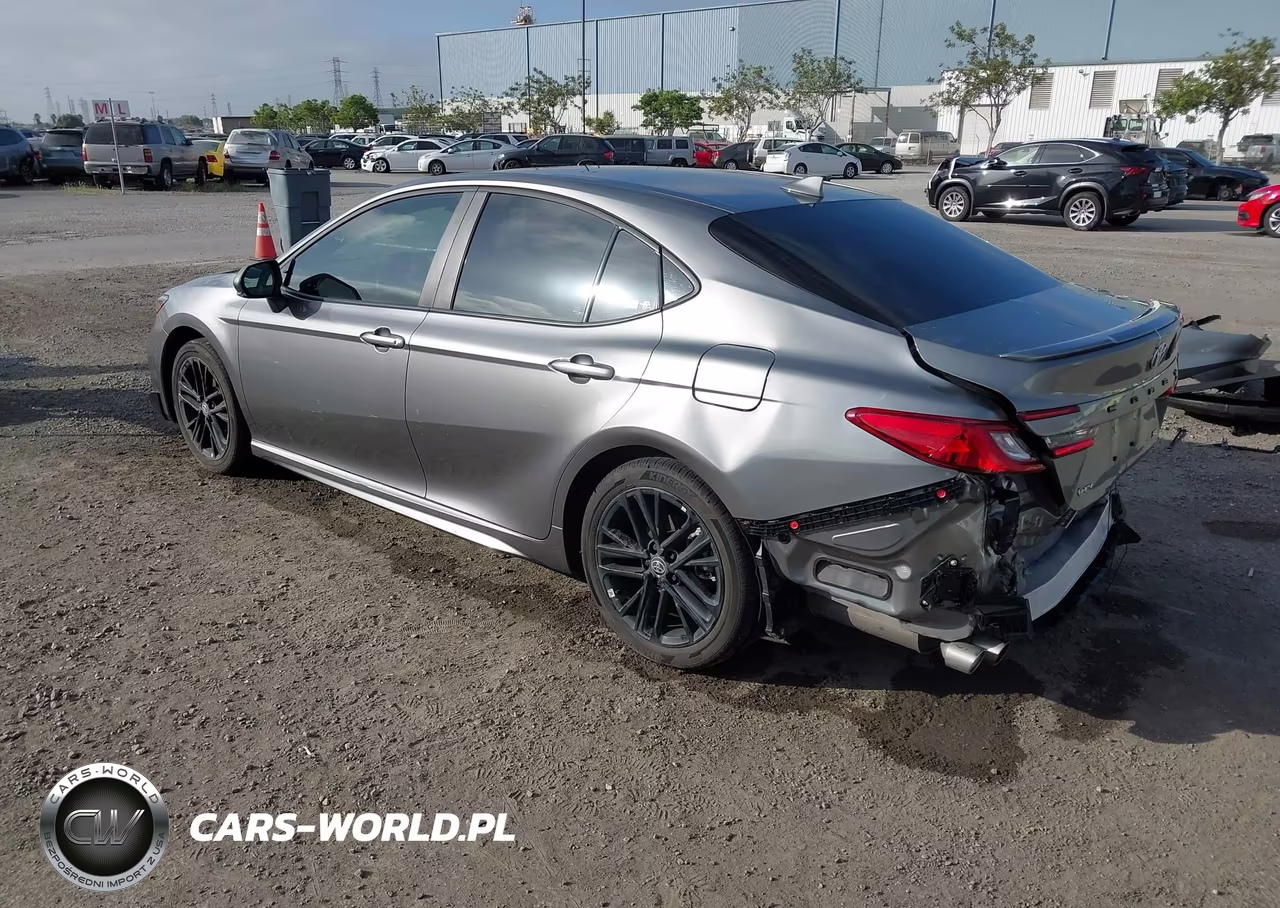 2025 Toyota Camry Se VIN:4T1DAACK3SU642074 - 3