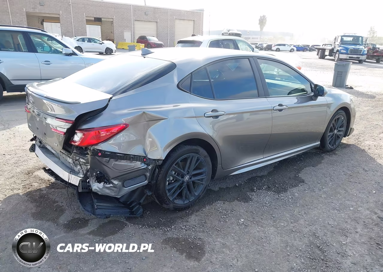 2025 Toyota Camry Se VIN:4T1DAACK3SU642074 - 4