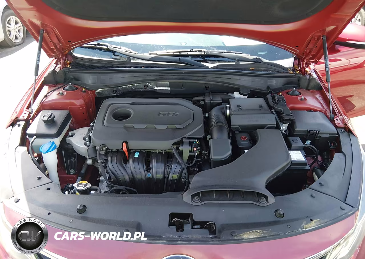 2020 Kia Optima S VIN:5XXGT4L36LG442397 - 10