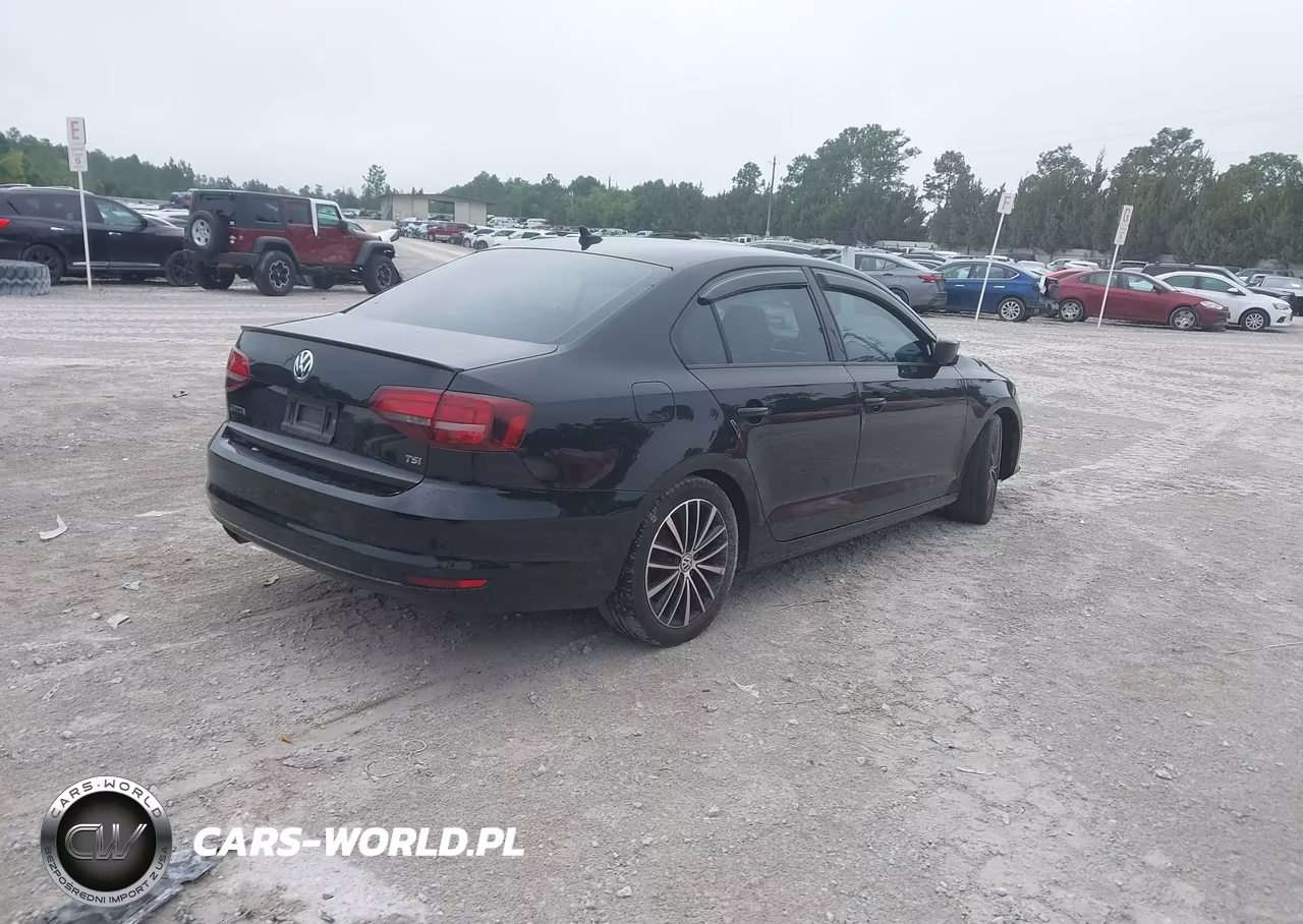2016 Volkswagen Jetta 1.8T Sport VIN:3VWD17AJXGM289438 - 4