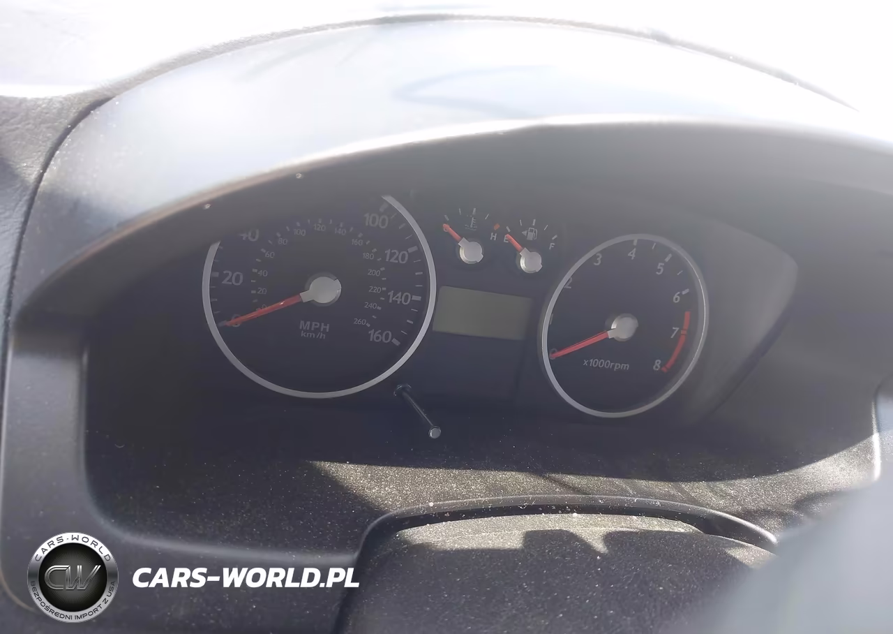 2006 Hyundai Tiburon Gs VIN:KMHHM65D56U219104 - 7