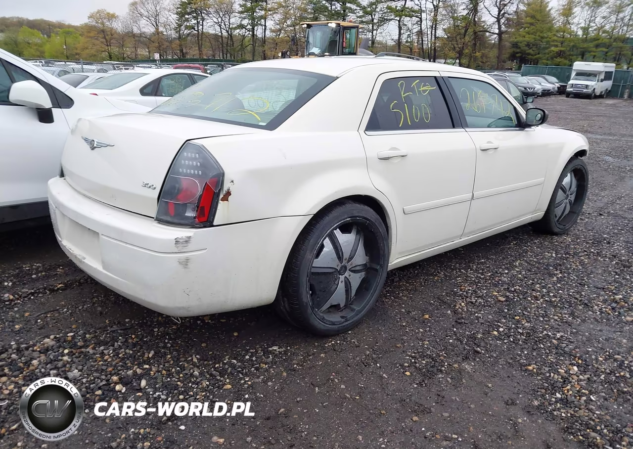 2006 Chrysler 300 VIN:2C3KA43R86H212516 - 4