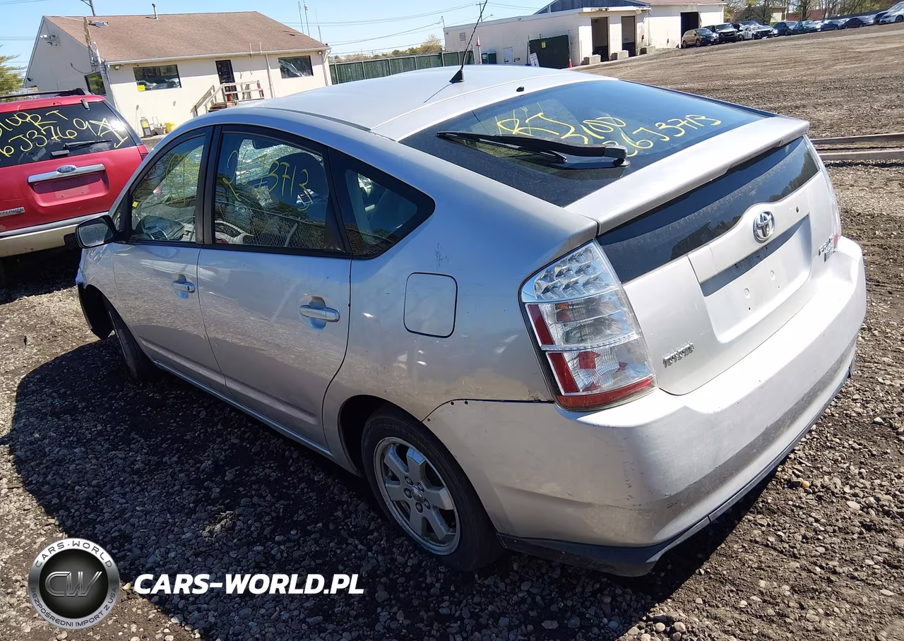 2004 Toyota Prius VIN:JTDKB20U040050226 - 3
