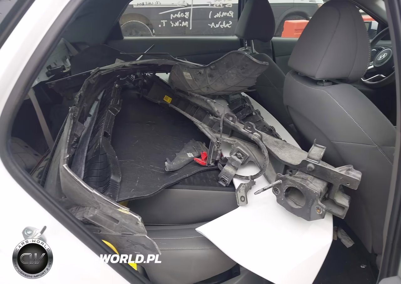 2024 Hyundai Elantra Hybrid Blue VIN:KMHLM4DJ9RU108288 - 8