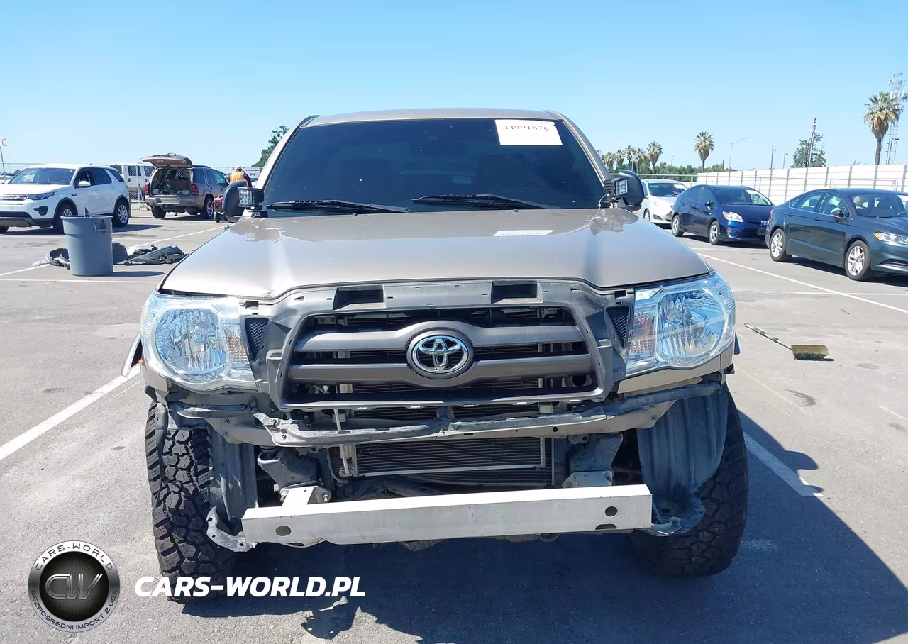 2008 Toyota Tacoma VIN:5TEPX42N08Z562499 - 12