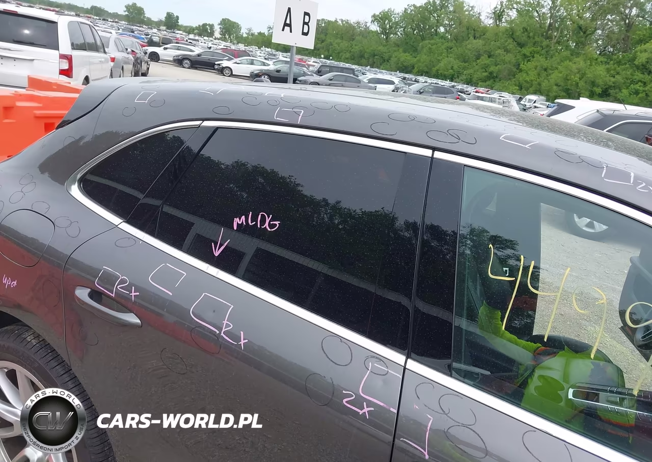 2016 Porsche Macan S VIN:WP1AB2A56GLB42817 - 18