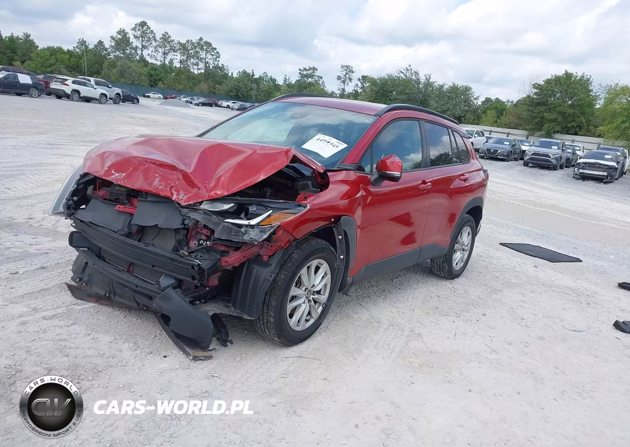 2022 Toyota Corolla Cross Le VIN:7MUCAAAG9NV005963 - 2