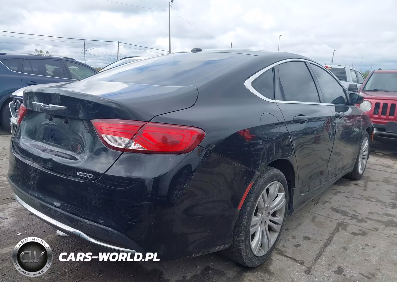 2015 Chrysler 200 Limited VIN:1C3CCCAB1FN564052 - 4