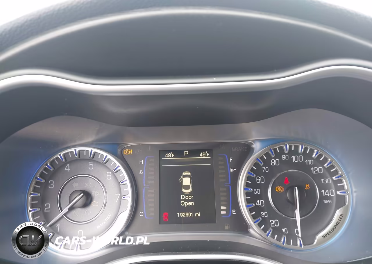 2015 Chrysler 200 Limited VIN:1C3CCCAB1FN564052 - 7