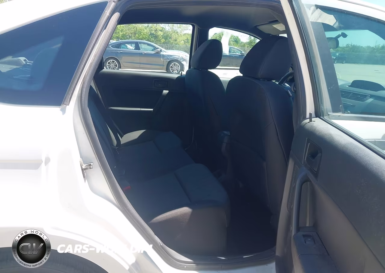 2010 Ford Focus Se VIN:1FAHP3FNXAW155906 - 8