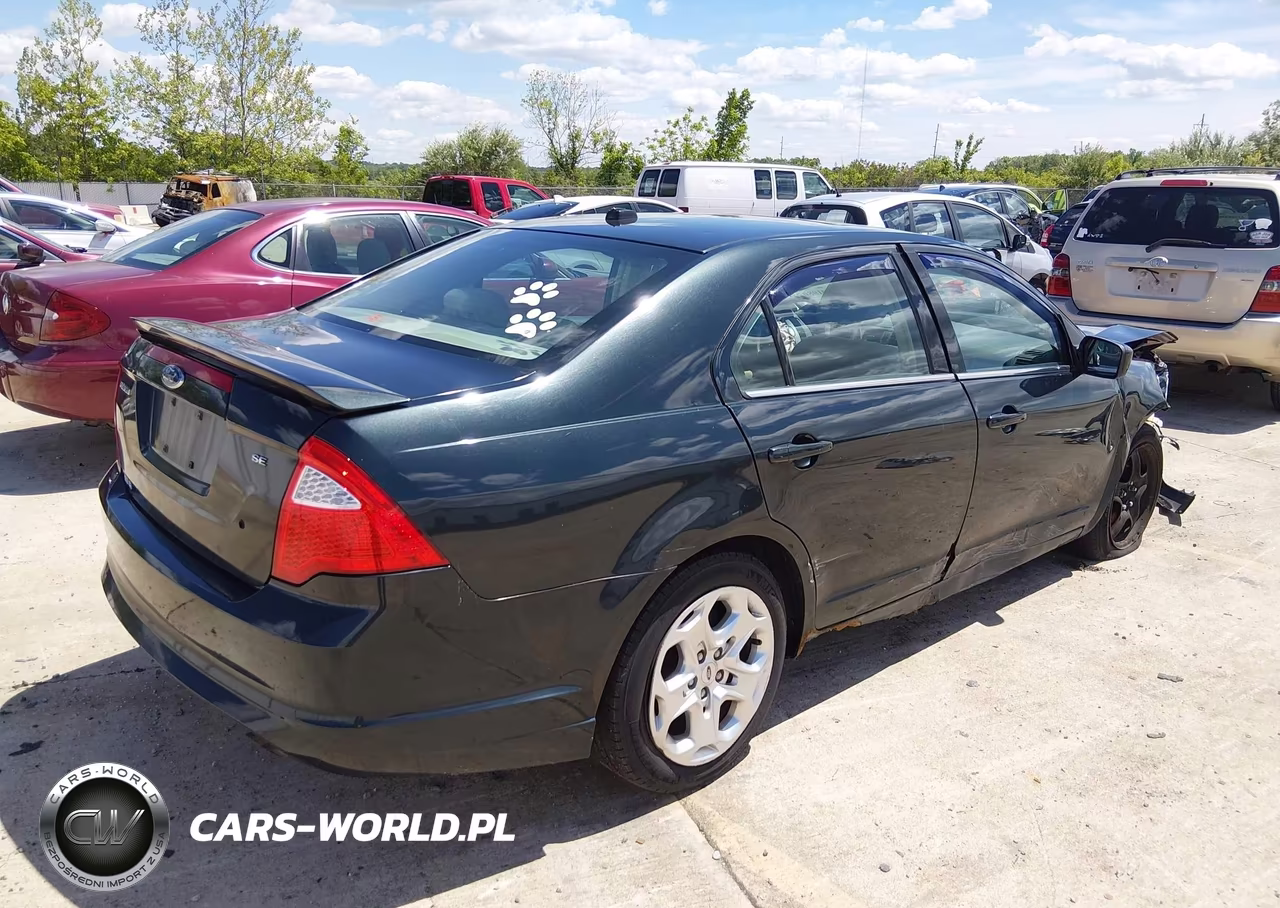 2010 Ford Fusion Se VIN:3FAHP0HA8AR147590 - 4