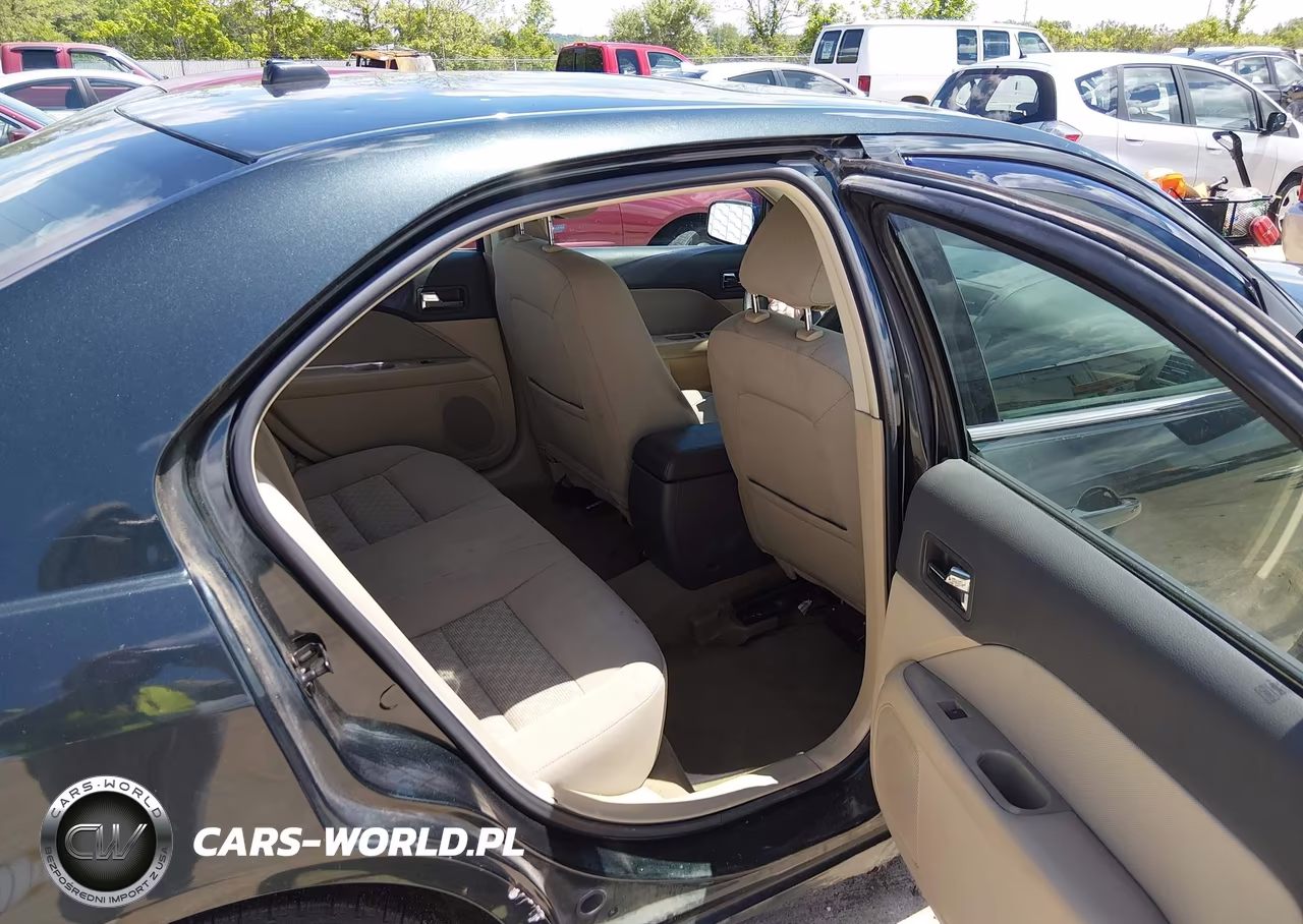 2010 Ford Fusion Se VIN:3FAHP0HA8AR147590 - 8