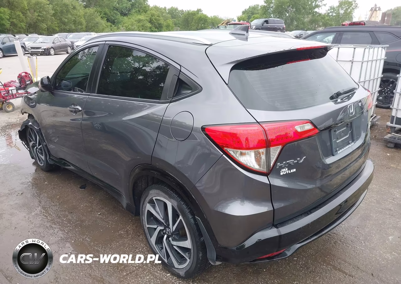 2019 Honda Hr-V Sport VIN:3CZRU6H15KG730328 - 3