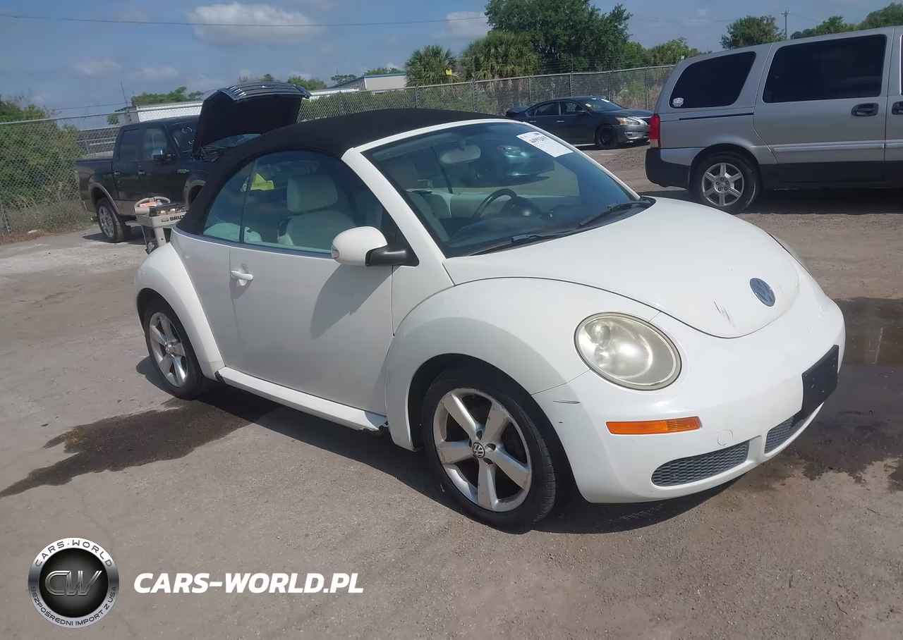 2007 Volkswagen New Beetle Triple White