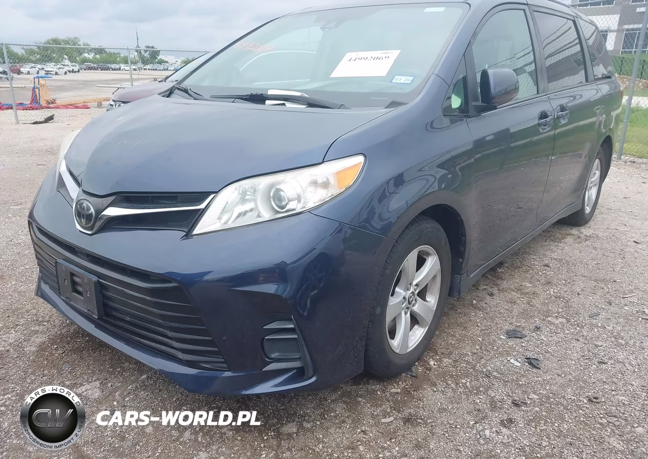 2019 Toyota Sienna Le 8 Passenger VIN:5TDKZ3DC2KS998656 - 6