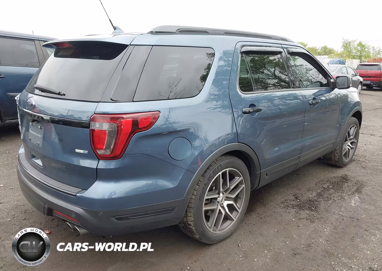 2018 Ford Explorer Sport VIN:1FM5K8GT9JGC02063 - 4