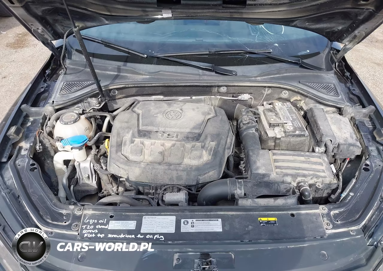 2018 Volkswagen Passat 2.0T R-Line-2.0T S VIN:1VWAA7A38JC022134 - 10