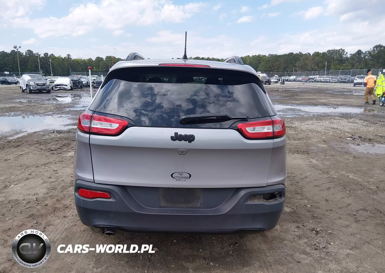 2018 Jeep Cherokee Latitude Fwd VIN:1C4PJLCB8JD620261 - 16