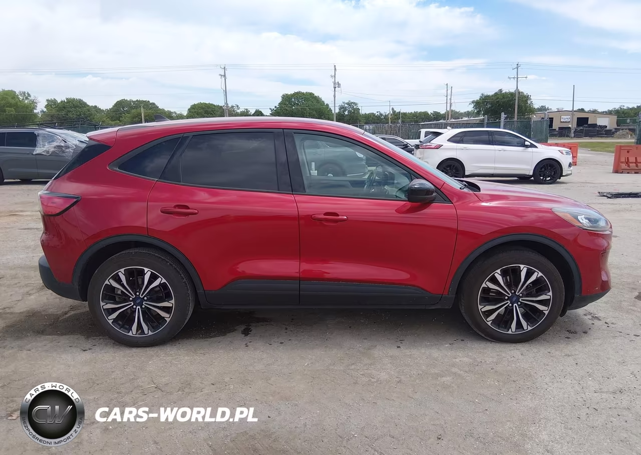 2022 Ford Escape Se VIN:1FMCU0G68NUB93876 - 13